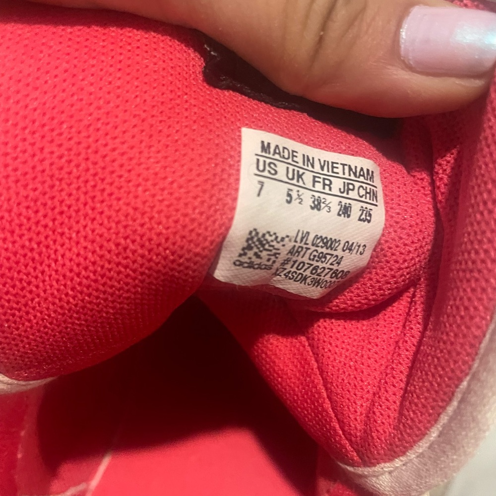 Adidas Hightop SZ 7 - Picture 7 of 7